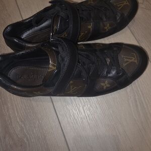 Louis Vuitton Men's Black and Brown Sneakers